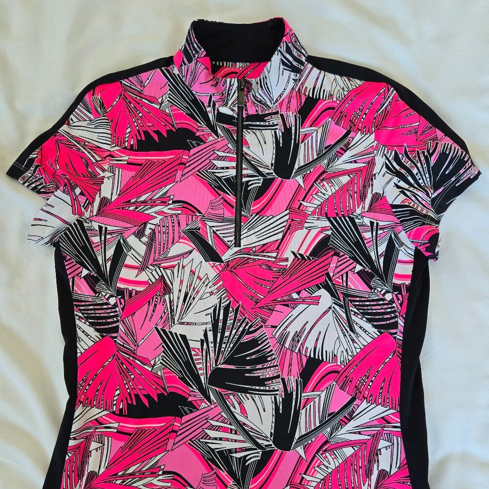 TAIL Short Sleeve 1/4 Zip Golf Shirt Size M